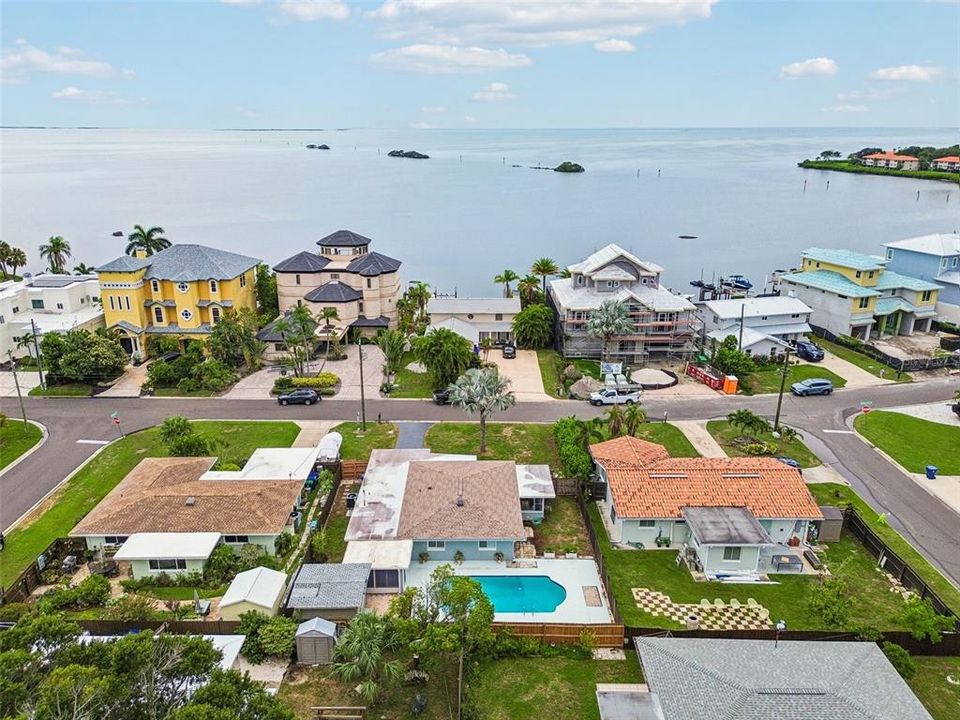En Venta: $498,500 (3 camas, 2 baños, 1750 Pies cuadrados)