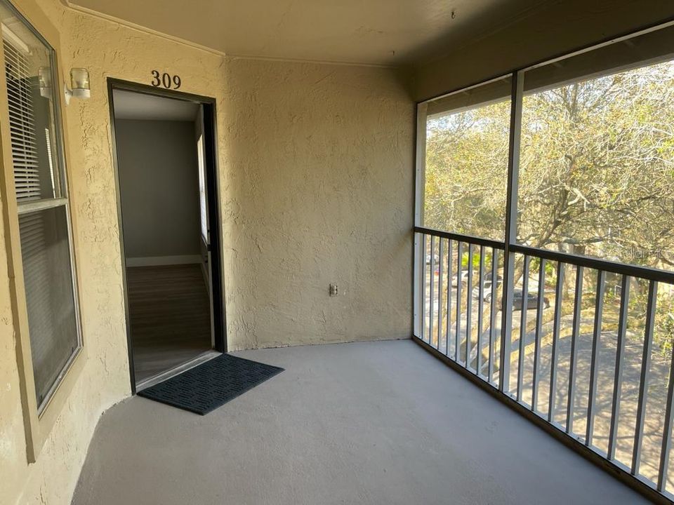 В аренду: $1,600 (2 спален, 2 ванн, 1019 Квадратных фут)