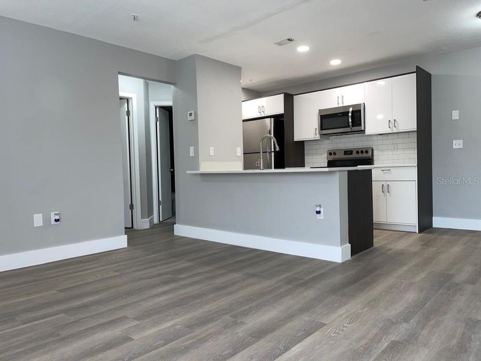 В аренду: $1,600 (2 спален, 2 ванн, 1019 Квадратных фут)
