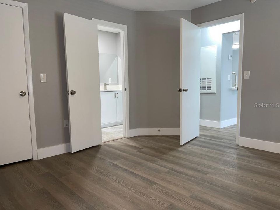 В аренду: $1,600 (2 спален, 2 ванн, 1019 Квадратных фут)