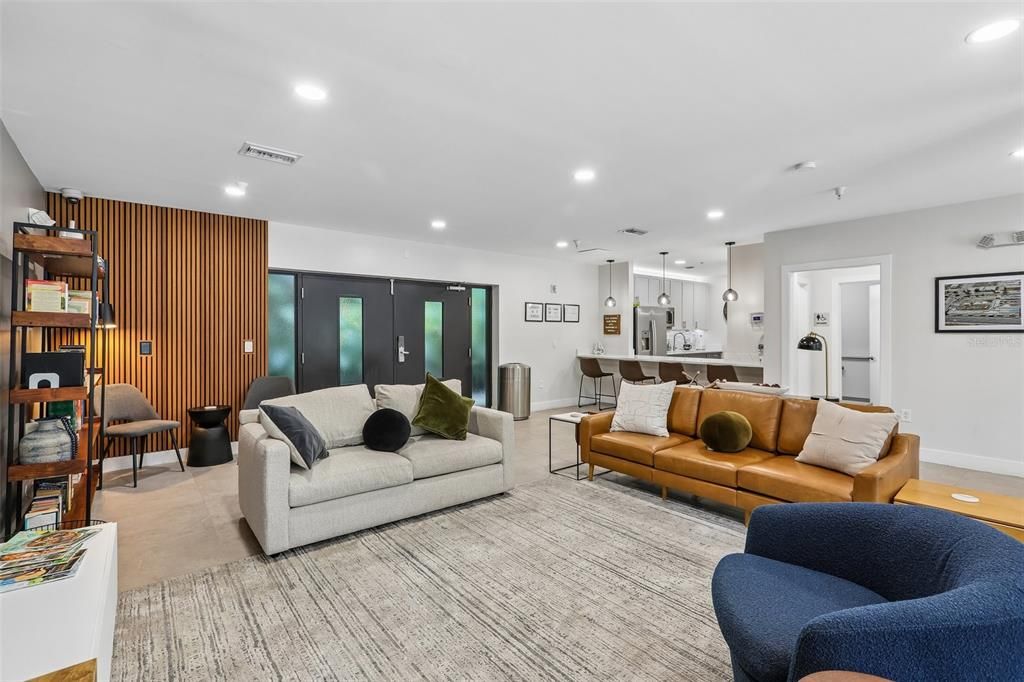 На продажу: $639,900 (2 спален, 2 ванн, 1442 Квадратных фут)