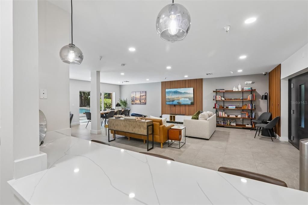 На продажу: $639,900 (2 спален, 2 ванн, 1442 Квадратных фут)