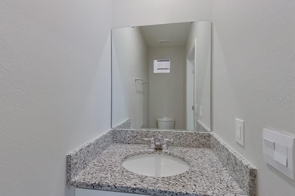 В аренду: $2,175 (4 спален, 2 ванн, 2007 Квадратных фут)