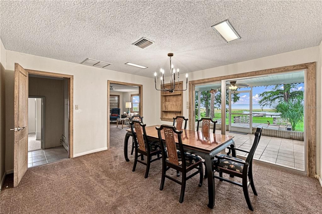 En Venta: $875,000 (6 camas, 4 baños, 2909 Pies cuadrados)