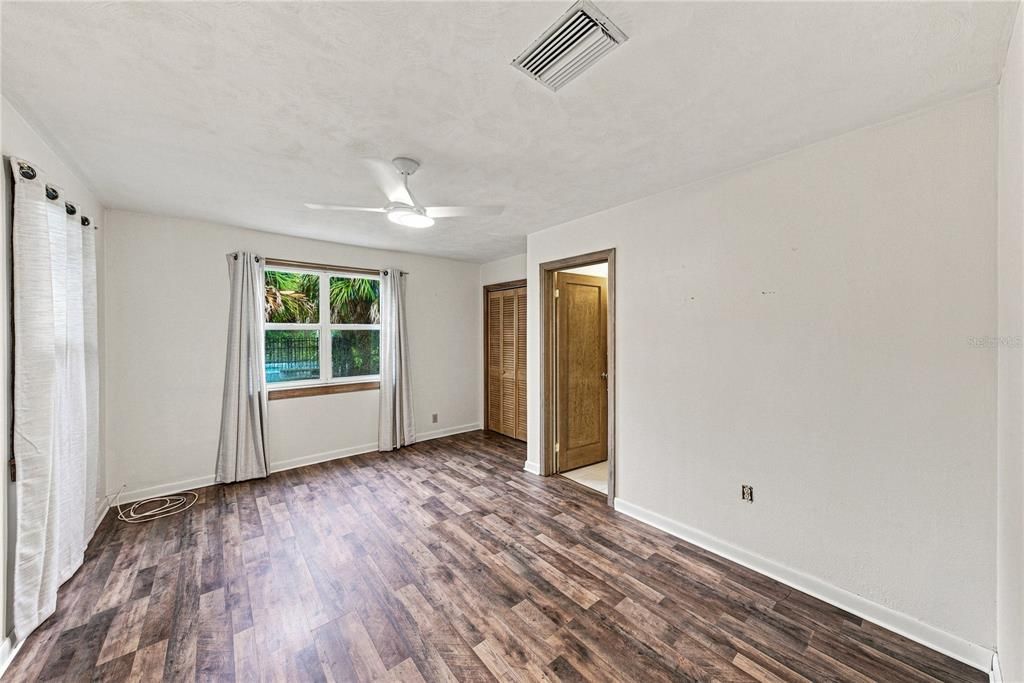 En Venta: $875,000 (6 camas, 4 baños, 2909 Pies cuadrados)