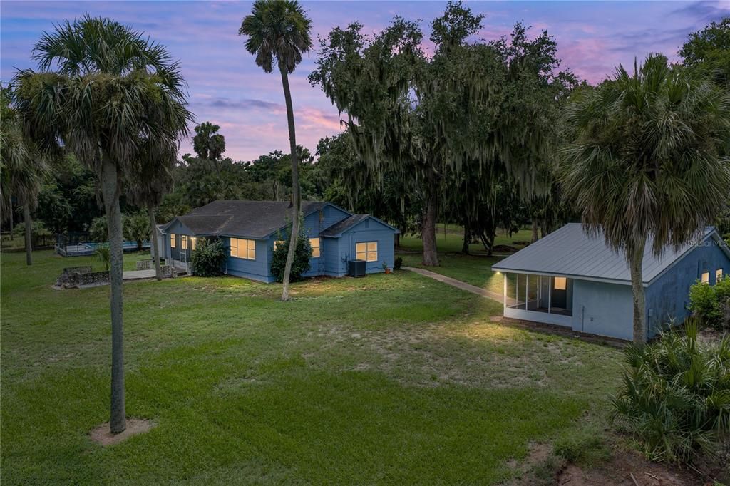 En Venta: $875,000 (6 camas, 4 baños, 2909 Pies cuadrados)