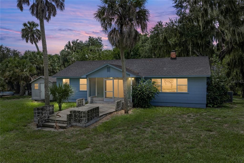 En Venta: $875,000 (6 camas, 4 baños, 2909 Pies cuadrados)