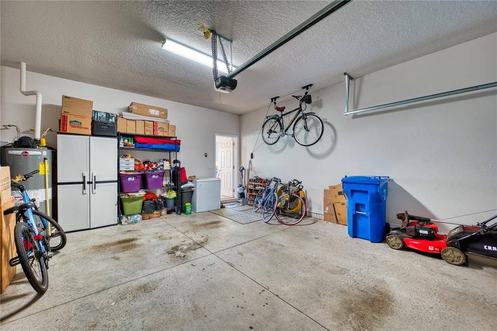For Sale: $425,000 (3 beds, 2 baths, 2389 Square Feet)
