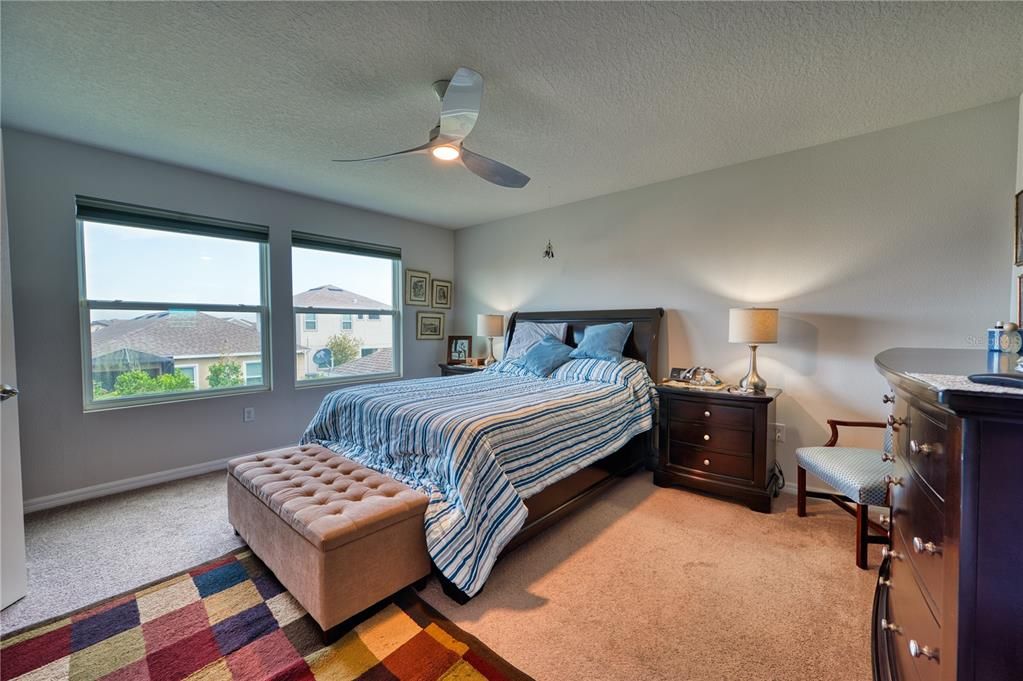 For Sale: $425,000 (3 beds, 2 baths, 2389 Square Feet)