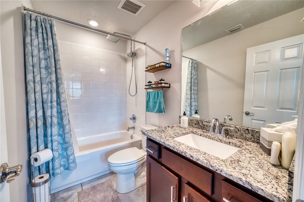 For Sale: $425,000 (3 beds, 2 baths, 2389 Square Feet)