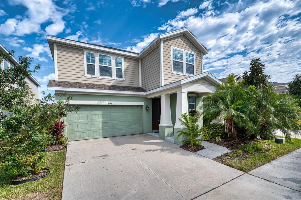 For Sale: $425,000 (3 beds, 2 baths, 2389 Square Feet)
