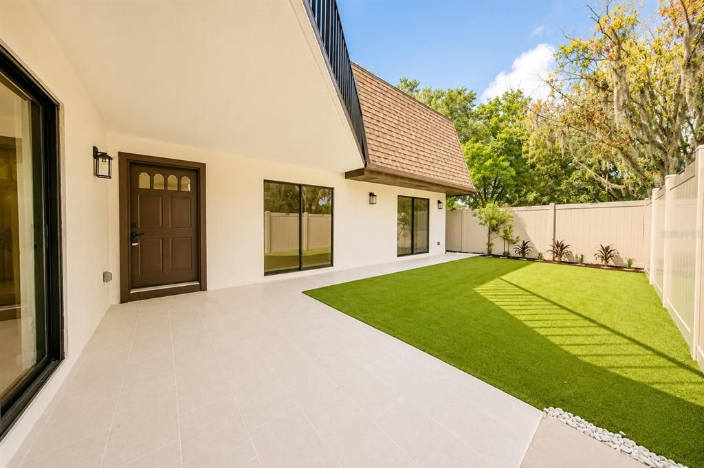 На продажу: $319,990 (3 спален, 2 ванн, 1736 Квадратных фут)