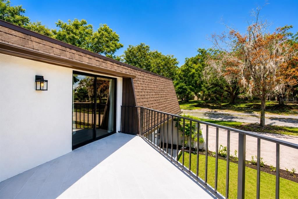 На продажу: $319,990 (3 спален, 2 ванн, 1736 Квадратных фут)