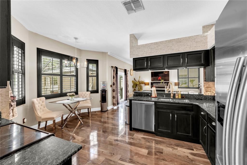 For Rent: $4,100 (3 beds, 2 baths, 2362 Square Feet)
