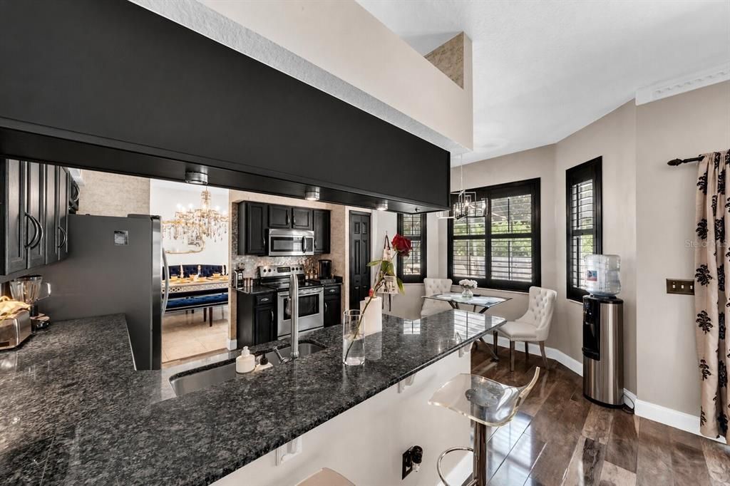 For Rent: $4,100 (3 beds, 2 baths, 2362 Square Feet)