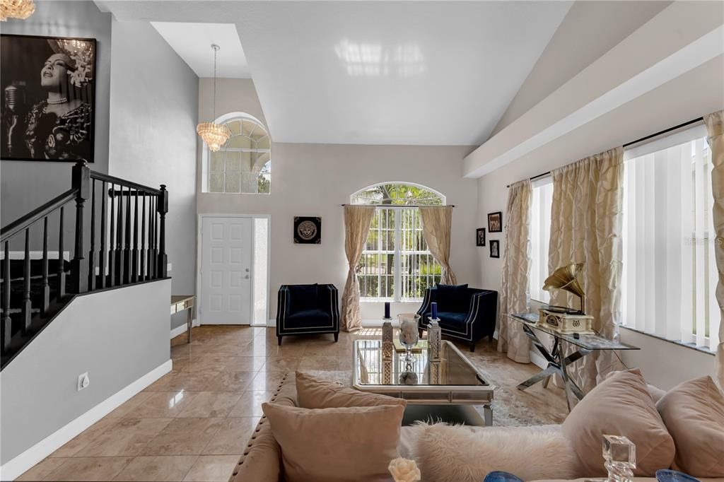 For Rent: $4,100 (3 beds, 2 baths, 2362 Square Feet)