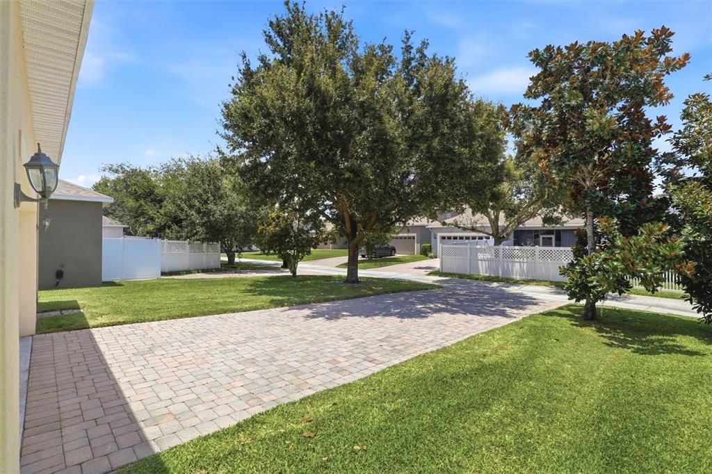 En Venta: $545,000 (5 camas, 3 baños, 2492 Pies cuadrados)
