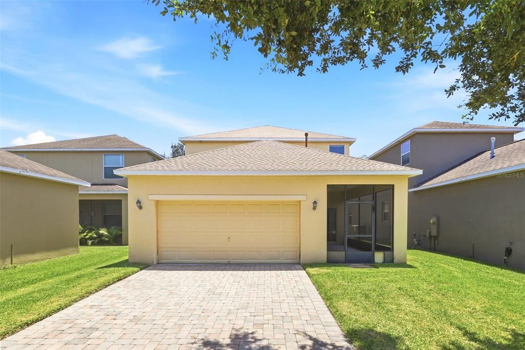 En Venta: $545,000 (5 camas, 3 baños, 2492 Pies cuadrados)