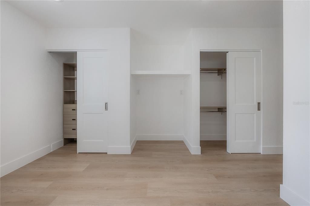 Activo con contrato: $659,900 (4 camas, 3 baños, 1923 Pies cuadrados)