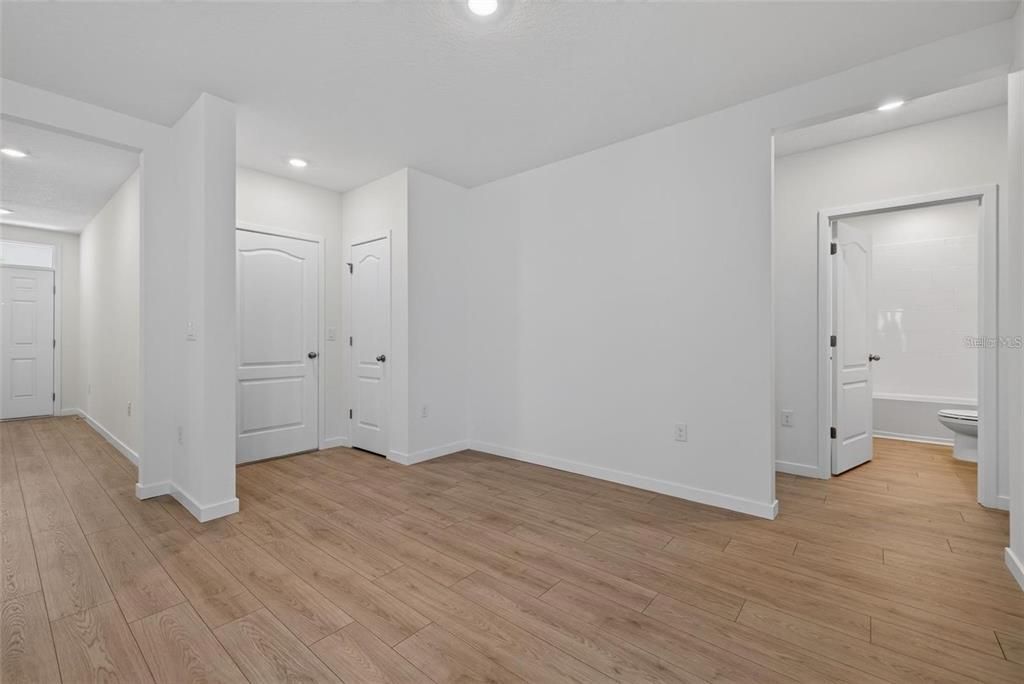 В аренду: $2,300 (3 спален, 2 ванн, 1800 Квадратных фут)