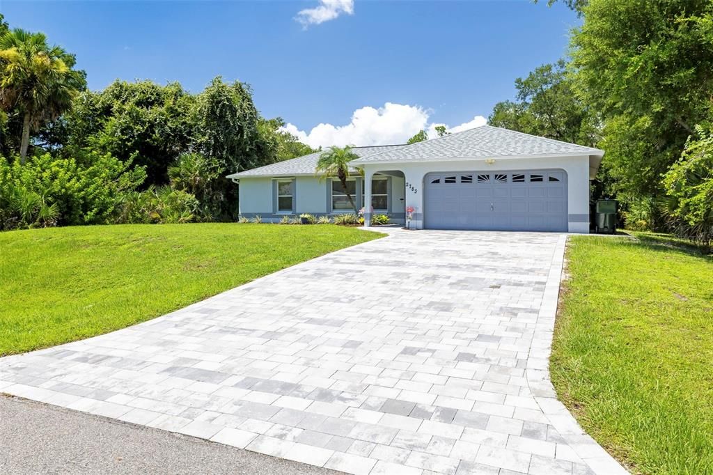 Activo con contrato: $265,000 (3 camas, 2 baños, 1213 Pies cuadrados)