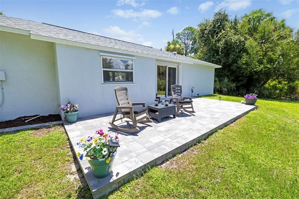 Activo con contrato: $265,000 (3 camas, 2 baños, 1213 Pies cuadrados)