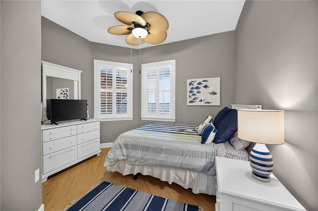 For Sale: $315,000 (3 beds, 2 baths, 1758 Square Feet)