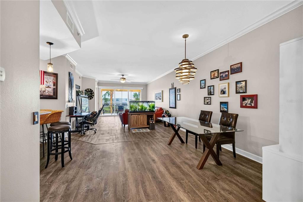 For Sale: $315,000 (3 beds, 2 baths, 1758 Square Feet)