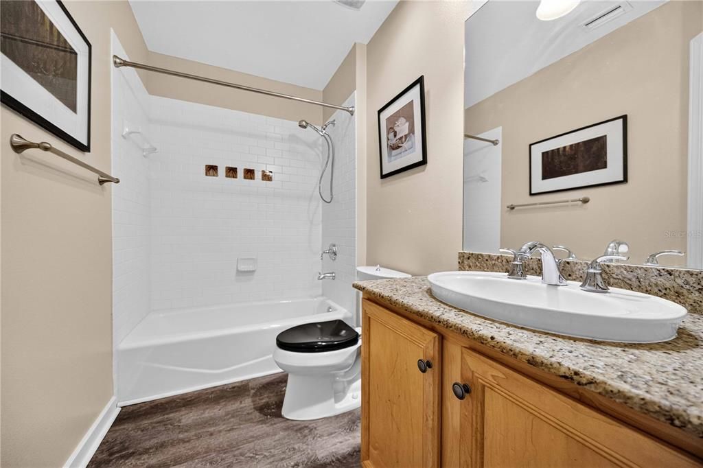 For Sale: $315,000 (3 beds, 2 baths, 1758 Square Feet)
