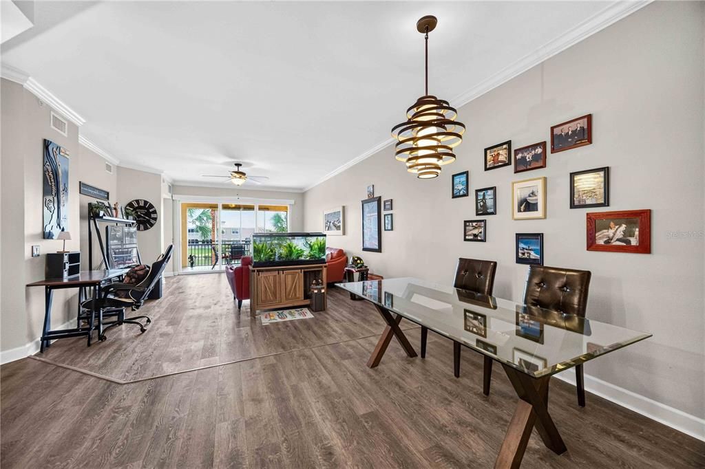 For Sale: $315,000 (3 beds, 2 baths, 1758 Square Feet)