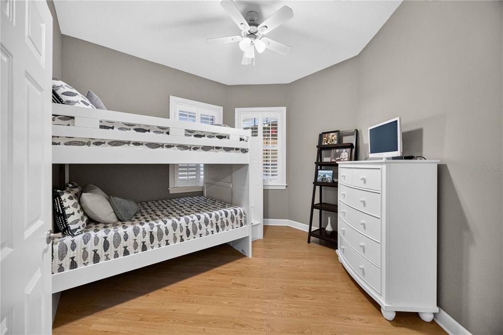 For Sale: $315,000 (3 beds, 2 baths, 1758 Square Feet)