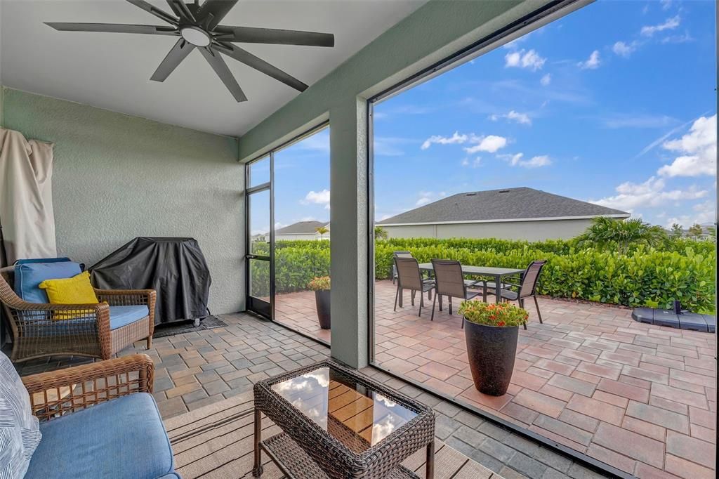 For Sale: $405,000 (3 beds, 2 baths, 1816 Square Feet)