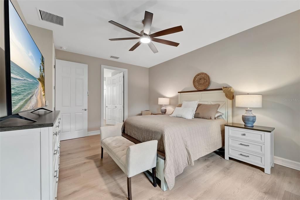 For Sale: $405,000 (3 beds, 2 baths, 1816 Square Feet)