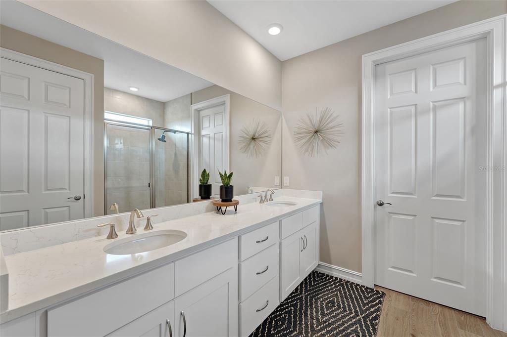 For Sale: $405,000 (3 beds, 2 baths, 1816 Square Feet)