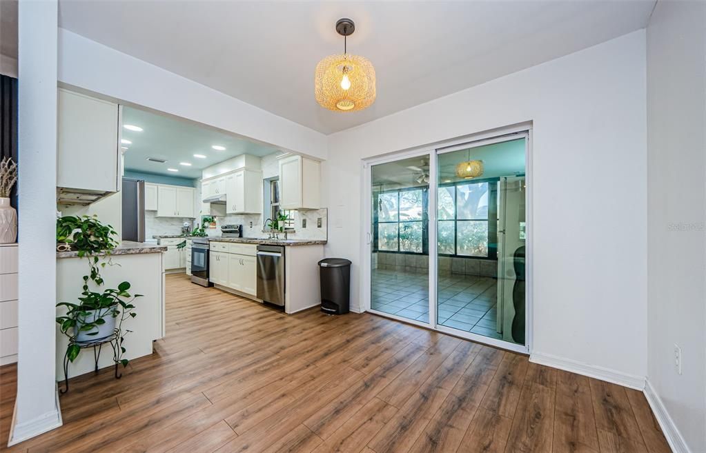 En Venta: $449,000 (2 camas, 2 baños, 1196 Pies cuadrados)