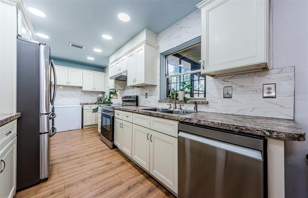 En Venta: $449,000 (2 camas, 2 baños, 1196 Pies cuadrados)
