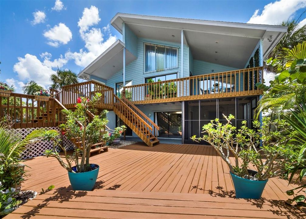 For Sale: $1,150,000 (4 beds, 3 baths, 2165 Square Feet)