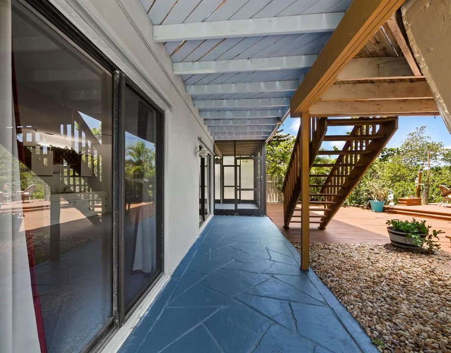 For Sale: $1,150,000 (4 beds, 3 baths, 2165 Square Feet)