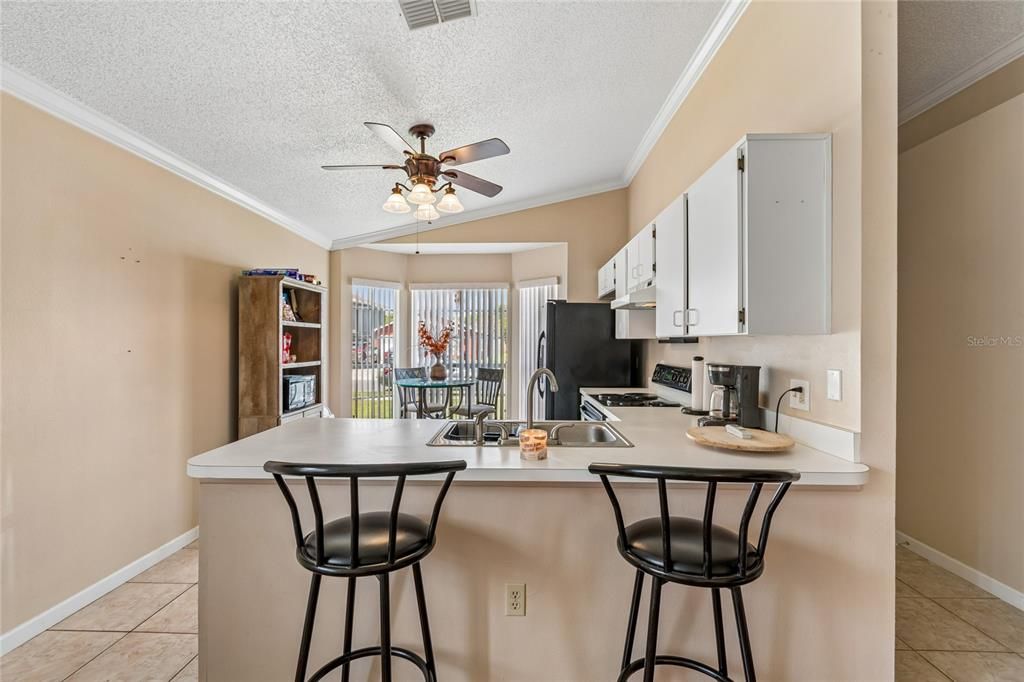 En Venta: $325,000 (3 camas, 2 baños, 1156 Pies cuadrados)