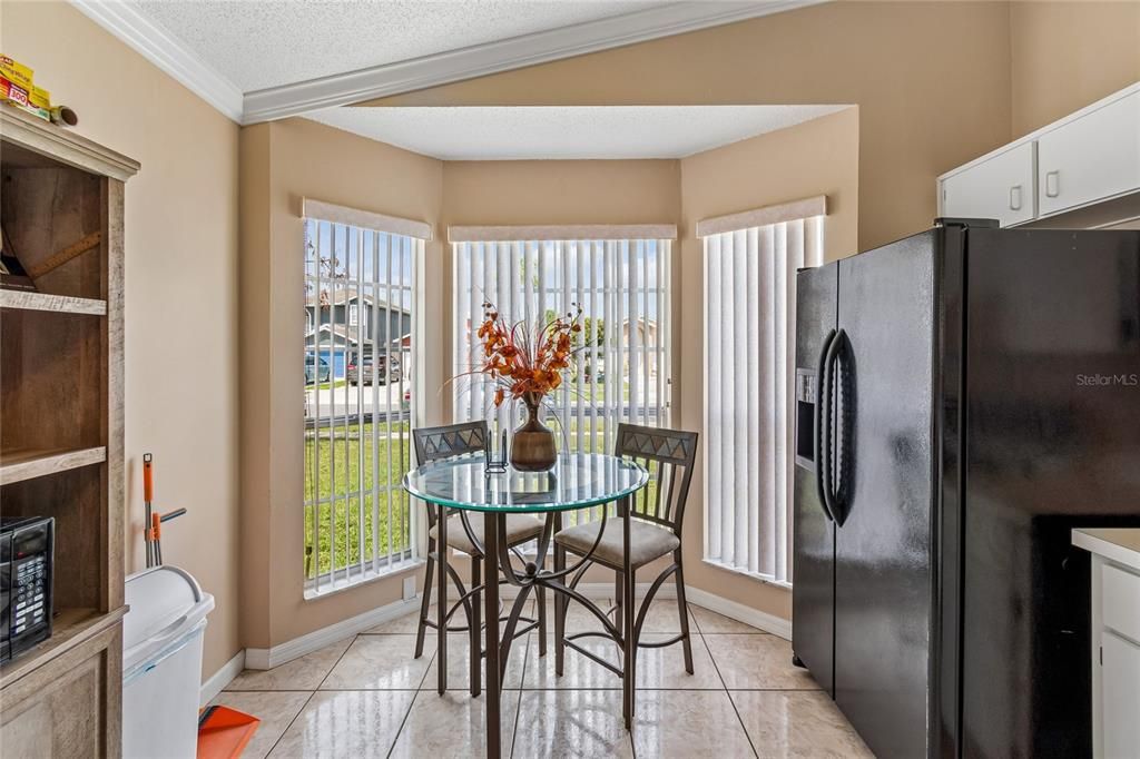 En Venta: $325,000 (3 camas, 2 baños, 1156 Pies cuadrados)