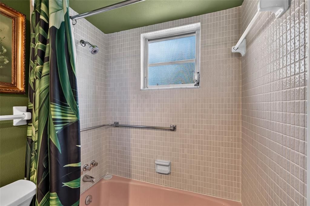 En Venta: $225,000 (2 camas, 2 baños, 1208 Pies cuadrados)