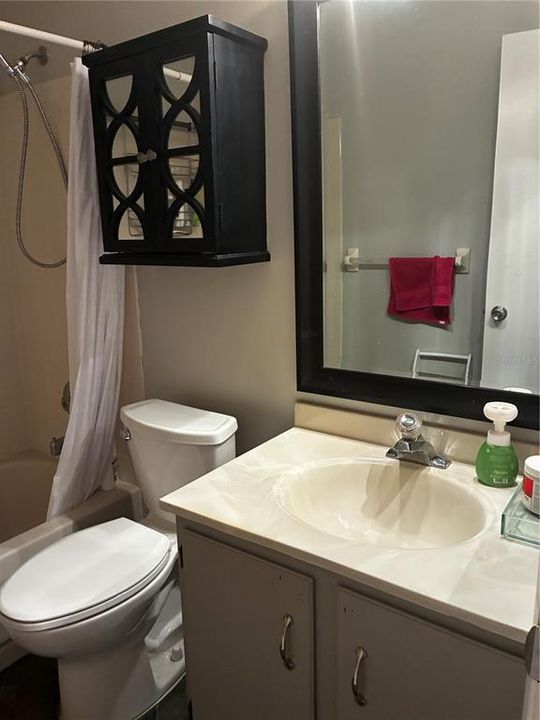 For Sale: $149,900 (3 beds, 2 baths, 1078 Square Feet)