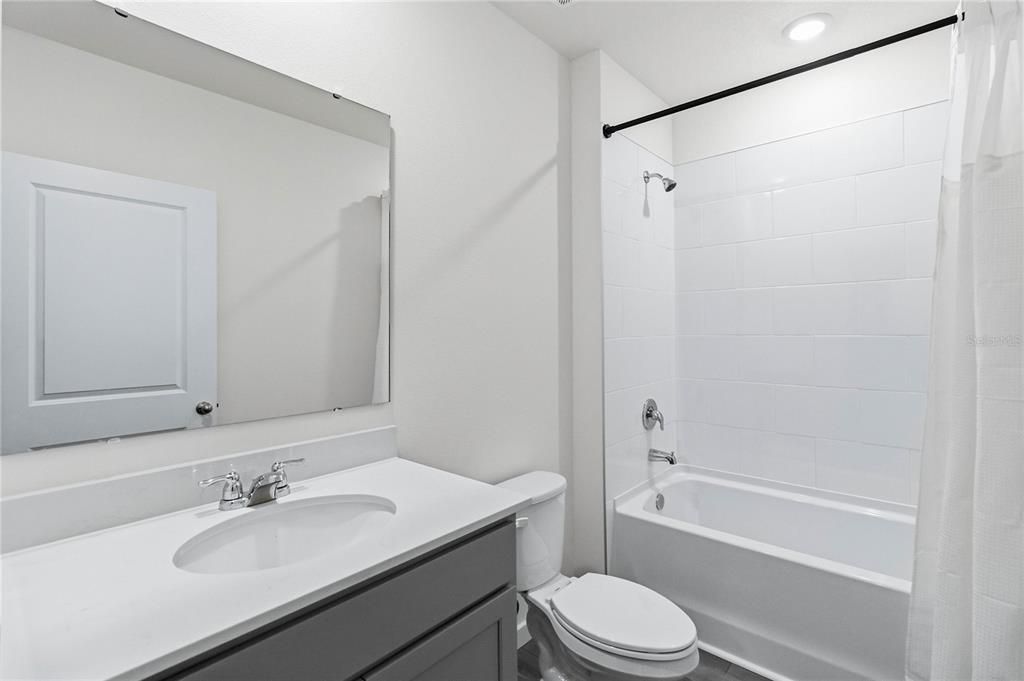 For Sale: $425,000 (4 beds, 2 baths, 1828 Square Feet)