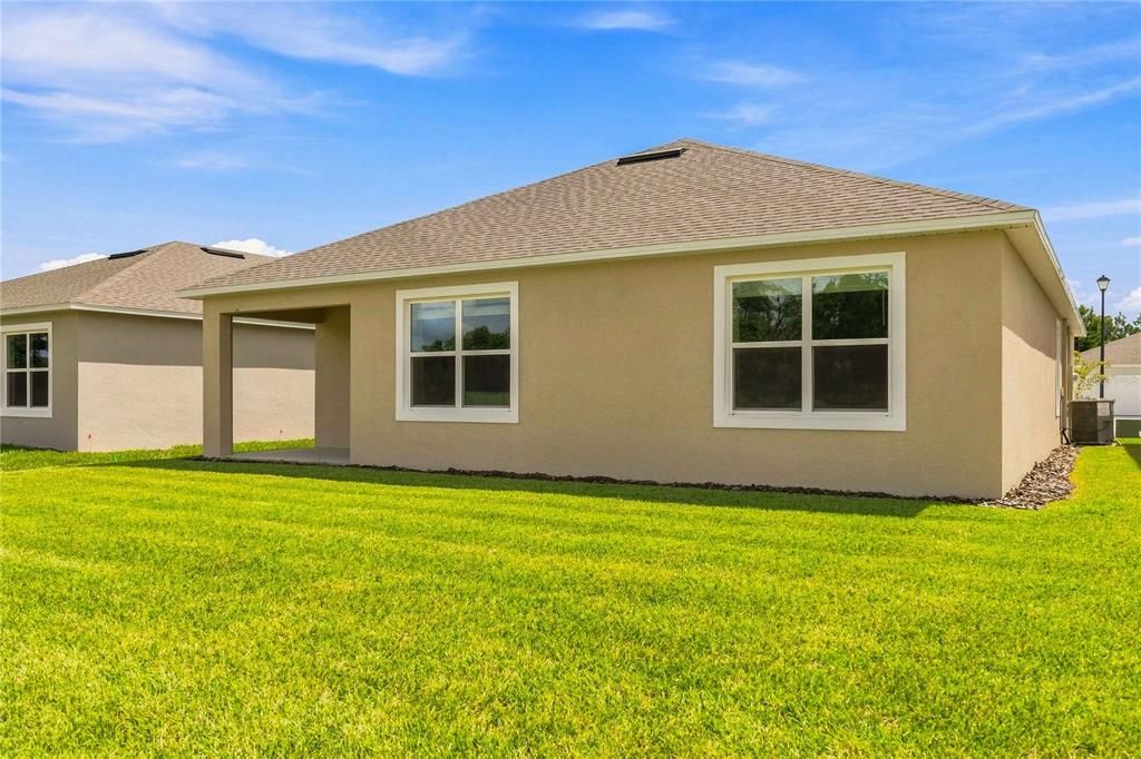 For Sale: $425,000 (4 beds, 2 baths, 1828 Square Feet)