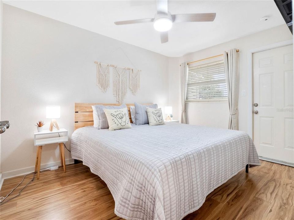 En Venta: $325,000 (2 camas, 2 baños, 936 Pies cuadrados)
