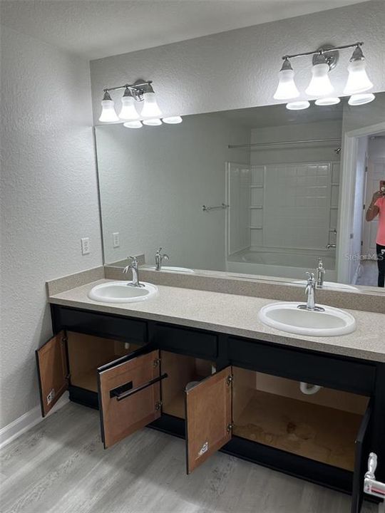: $1,950 (3 camas, 2 baños, 1584 Pies cuadrados)