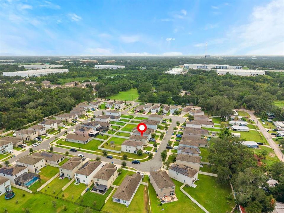 На продажу: $369,900 (4 спален, 2 ванн, 2007 Квадратных фут)
