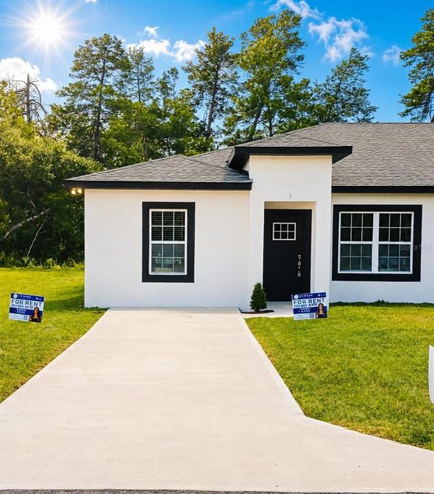 For Rent: $1,550 (3 beds, 2 baths, 1321 Square Feet)