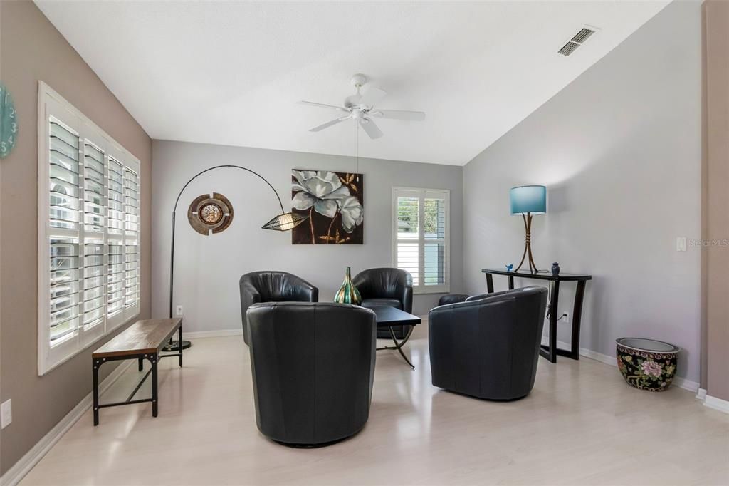 En Venta: $420,000 (2 camas, 2 baños, 1771 Pies cuadrados)