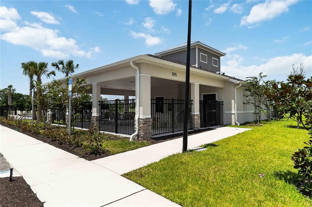 For Sale: $469,000 (5 beds, 3 baths, 2601 Square Feet)